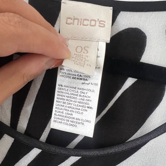 Chicos One Size / Sz XL Tropical Palm Print Side Tie Poncho Black White Vacation - Picture 3 of 6